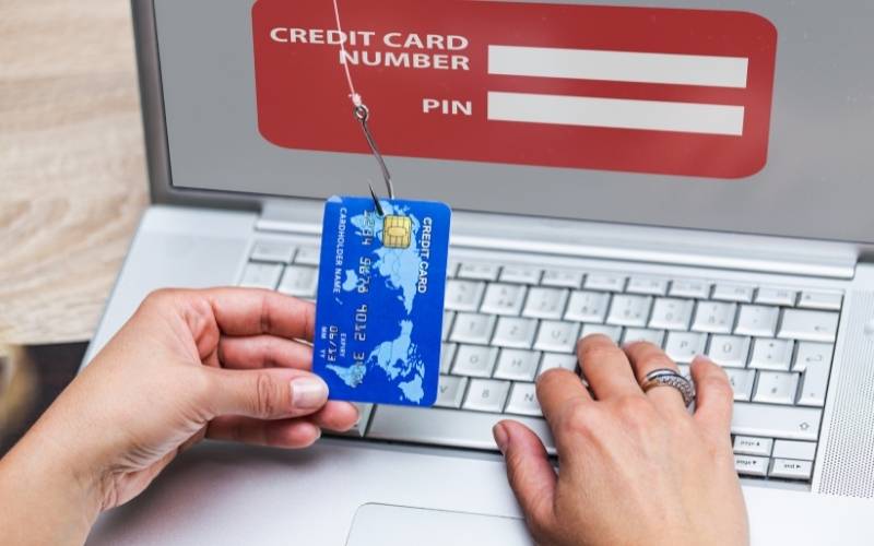 Online Phishing on Credit Card SmishingPhishing